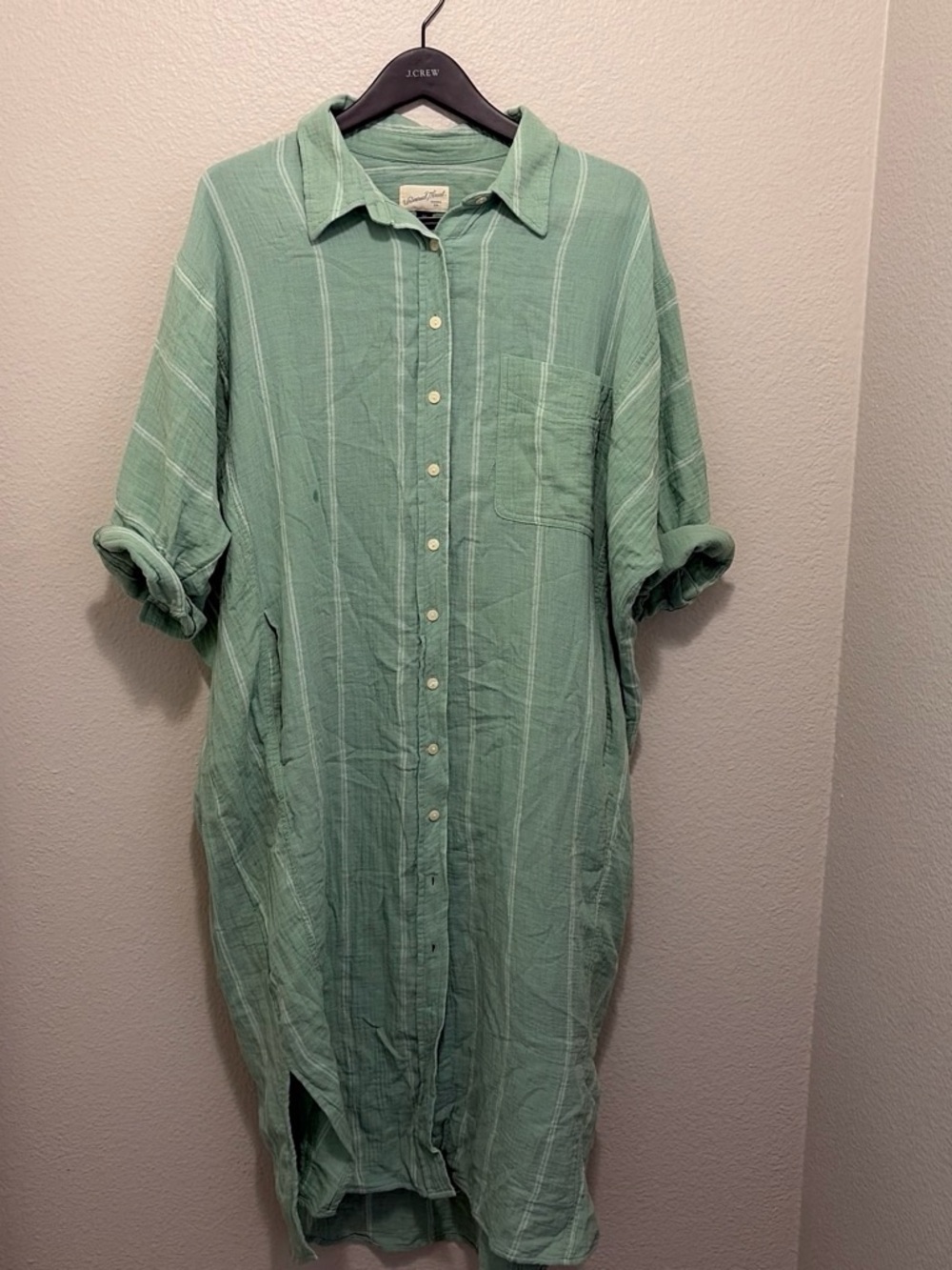 Label Only - No Visible Jeans Style - Picture 2 of 3